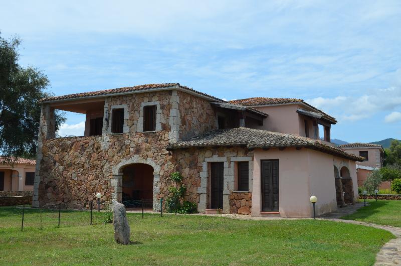 Residence Le Canne San Teodoro  Dış mekan fotoğraf